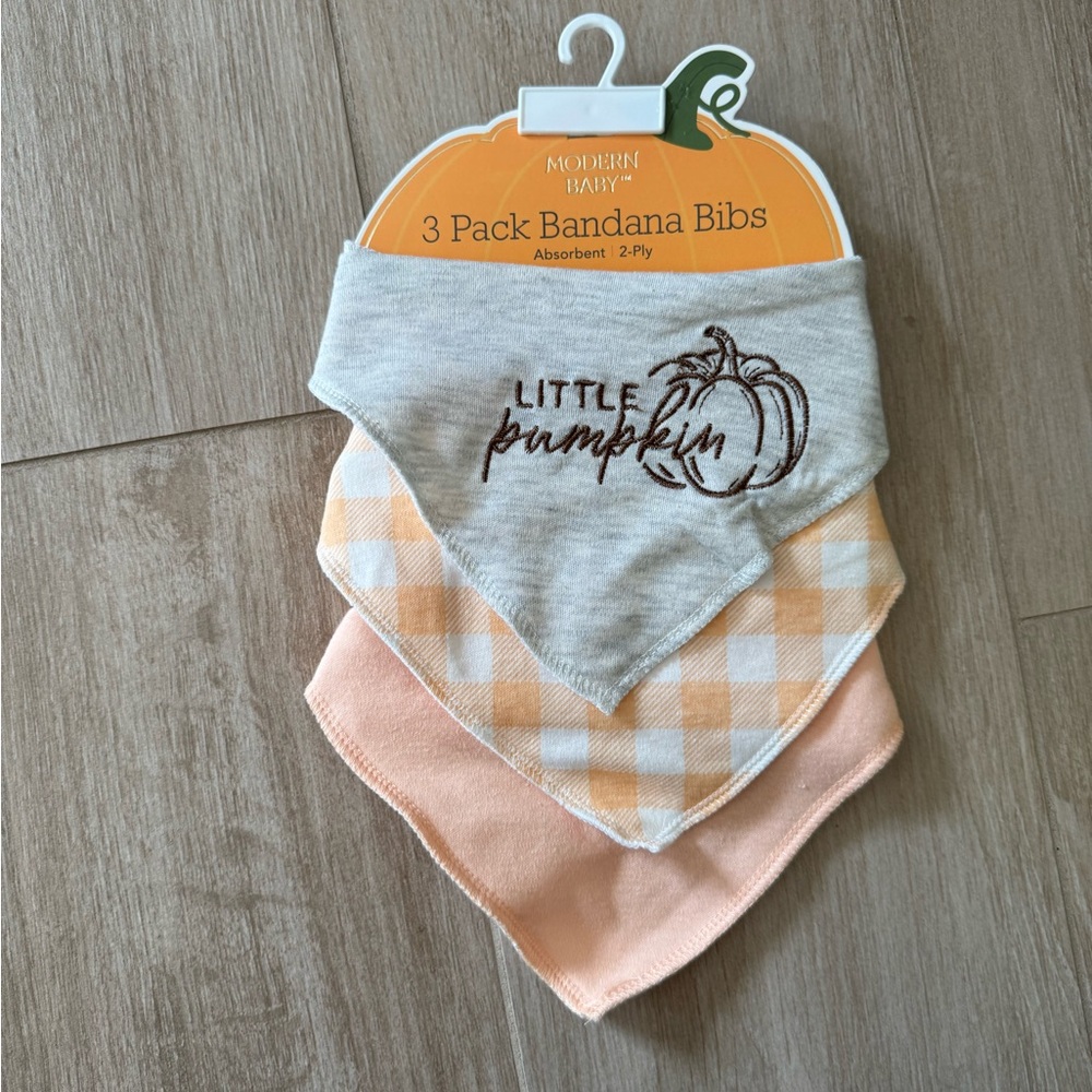 NWT Modern baby Bandana Bibs for fall / Halloween
